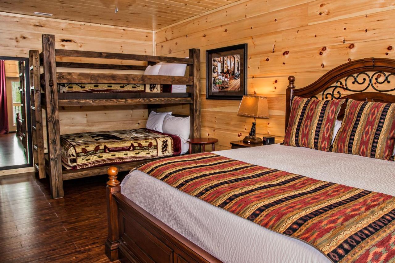 Sycamore Mansion Cabin Pittman Center 外观 照片