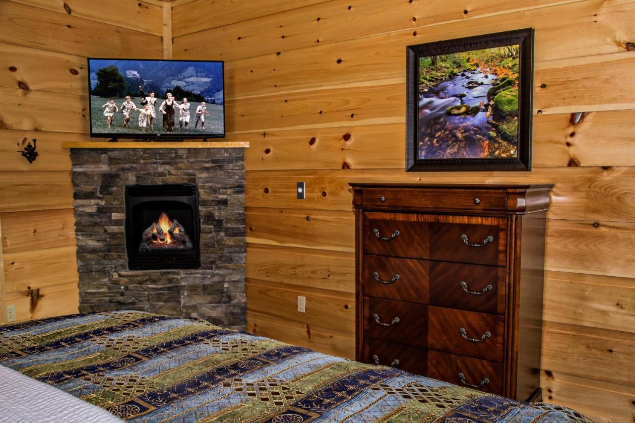 Sycamore Mansion Cabin Pittman Center 外观 照片